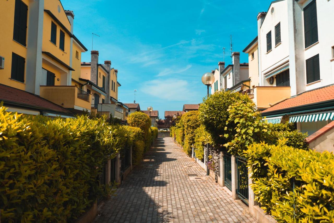 Villetta A Schiera Orchidea Eraclea Mare Luaran gambar